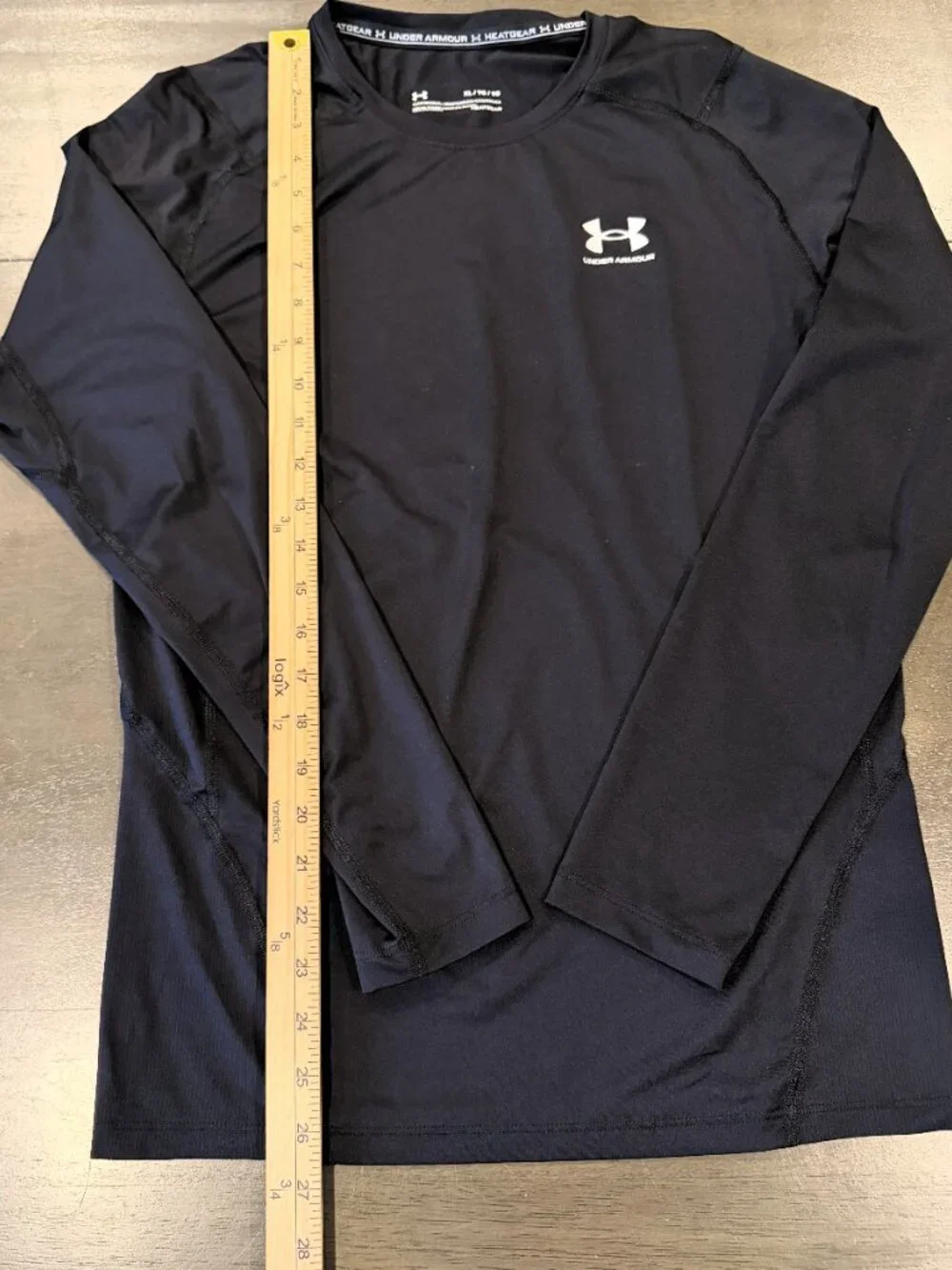 Under Armour Big Boys XL Black Long Sleeve Compression Shirt Athletic As Is